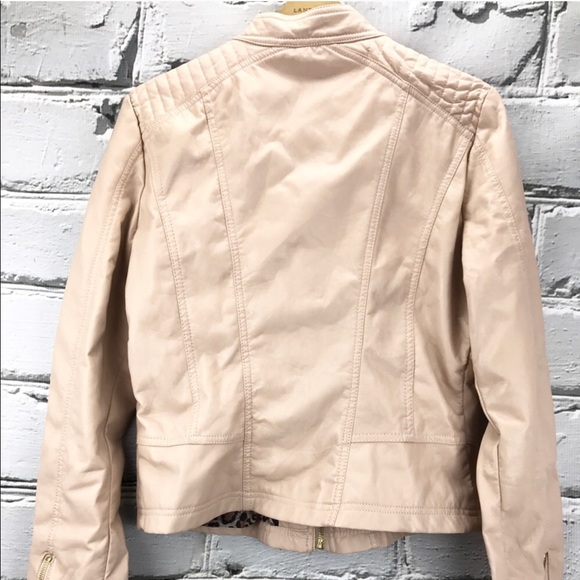 Leather jacket - Picture 2 of 3